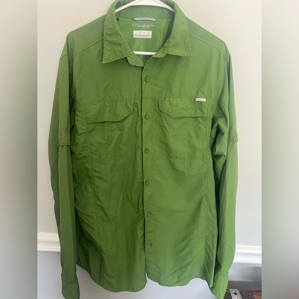 Men's Long Sleeve Green Button-Up Shirt
